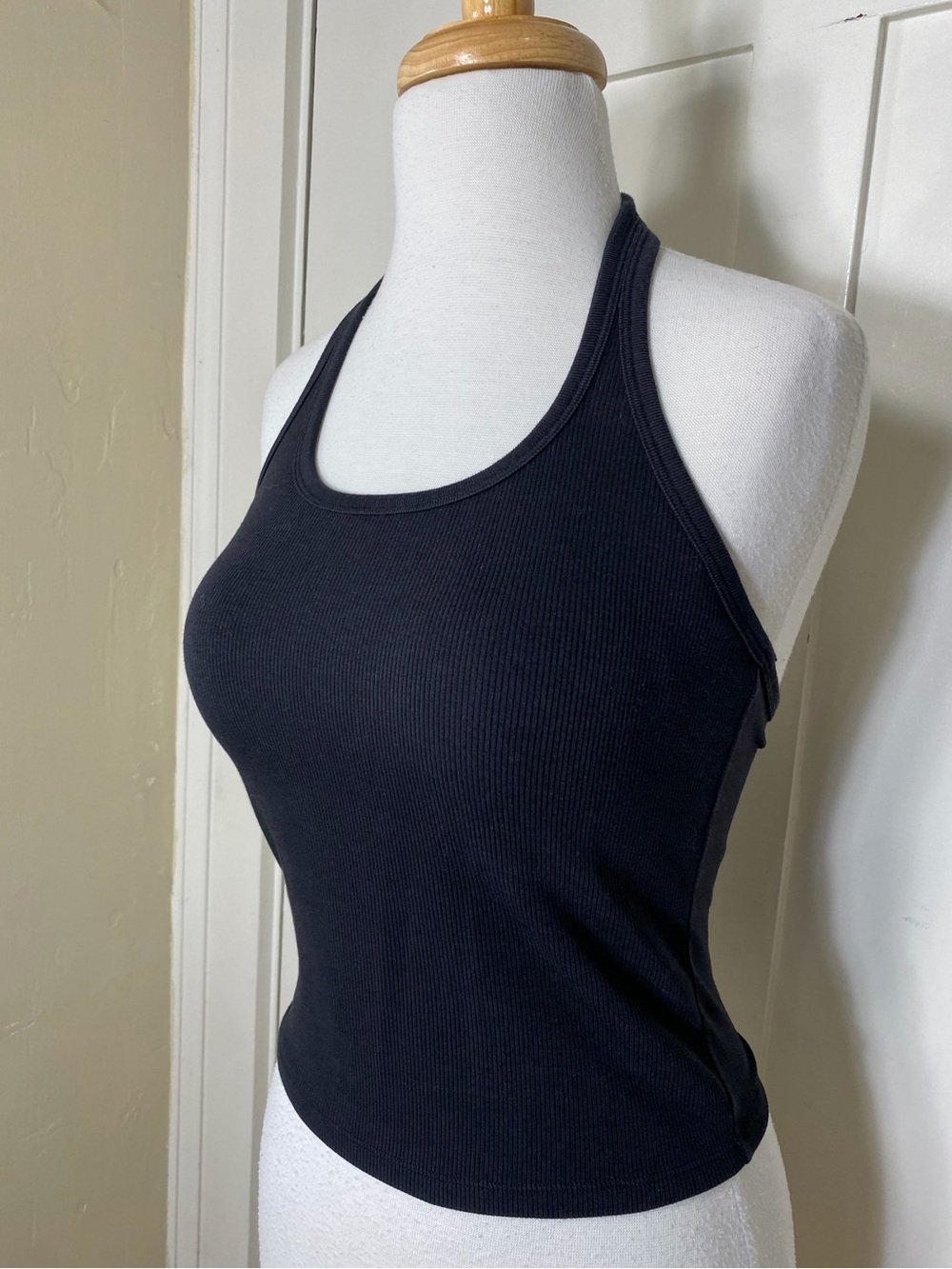 Uniqlo Airism Black Ribbed Halter Tank Top Built in Shelf Bra S